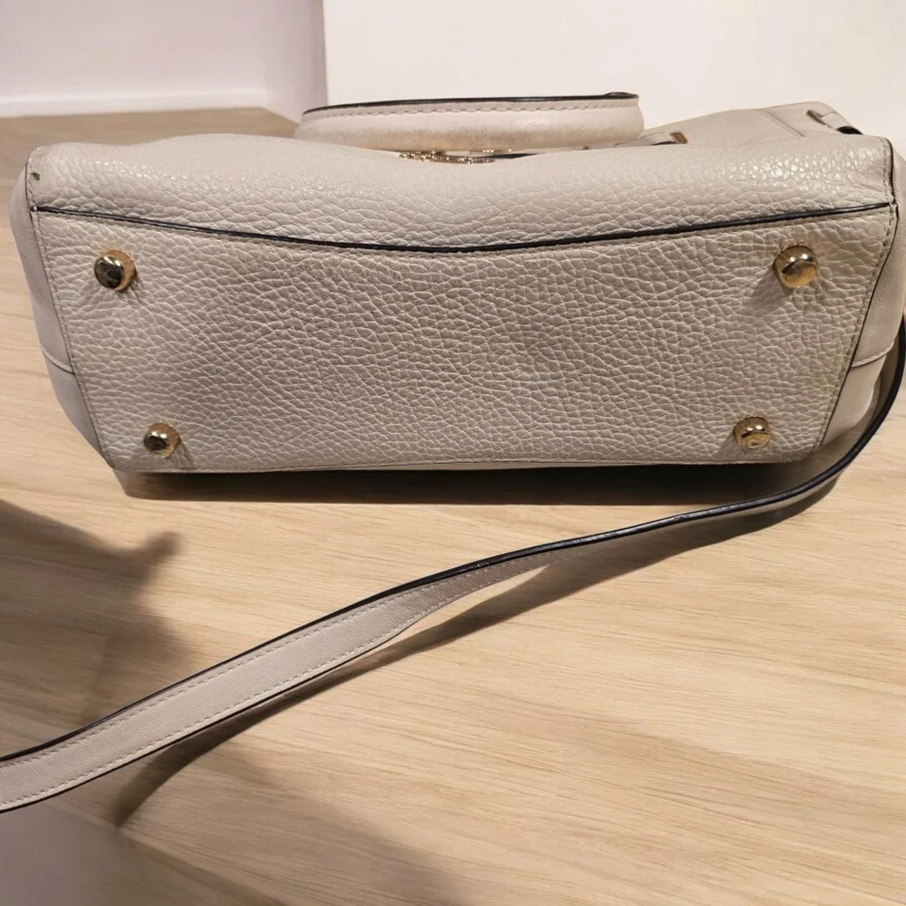 Coach Blake Carry All Purse in Cream Ivory Leather Crossbody or Shoulder - Picture 13 of 16